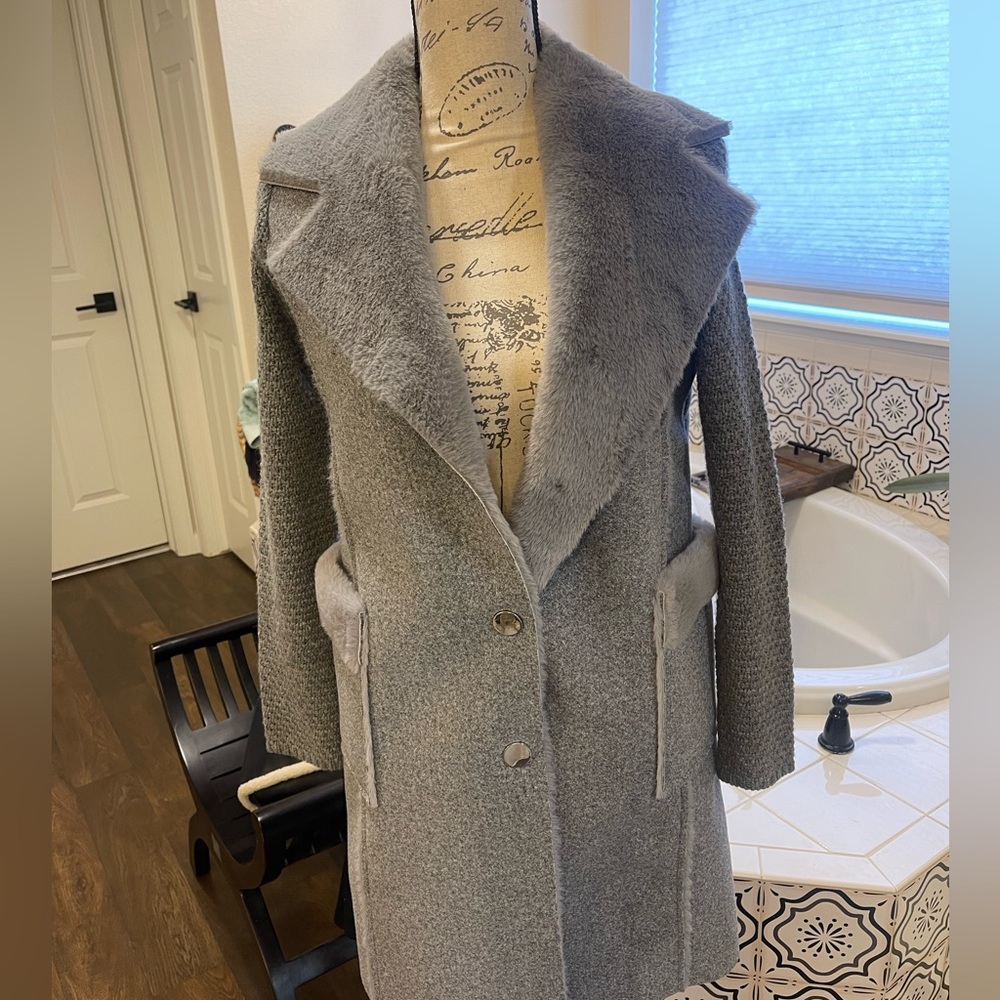 Love Token Polyester & Faux Fur Women’s Winter Jacket